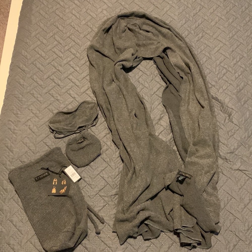 E Marie Travel Blanlet/Shawl/Scarf with Sleep Mask